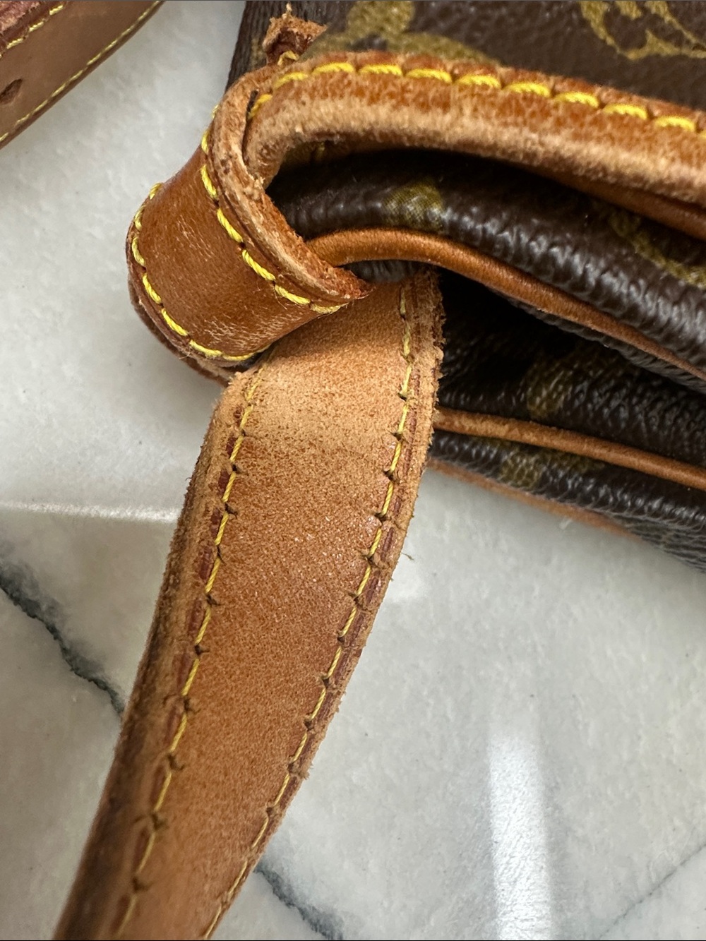 Authentic Louis Vuitton Monogram ,Saumur 30 - Picture 14 of 16